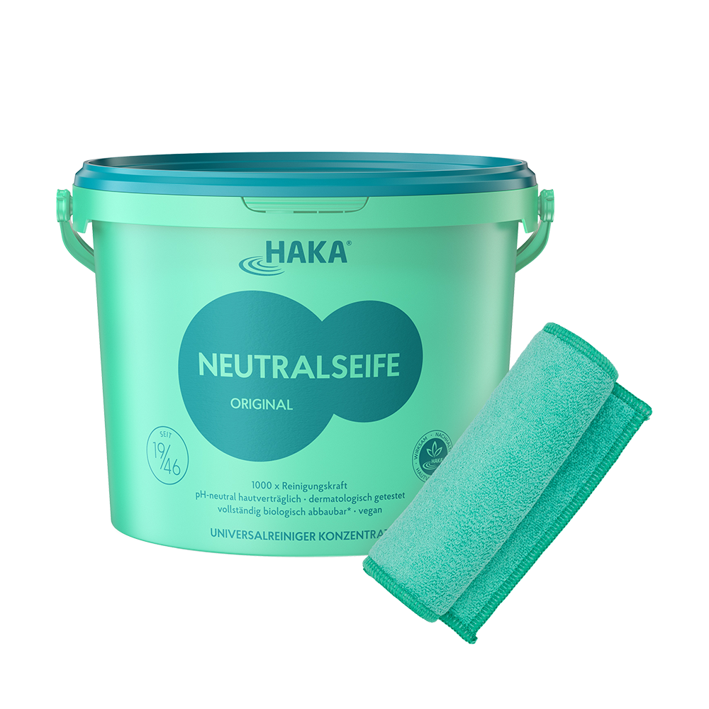 haka-neutralseife-5-kg-set-mit-powertuch-allzweckreiniger image 1