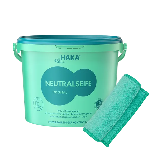 haka-neutralseife-5-kg-set-mit-powertuch-allzweckreiniger image 1